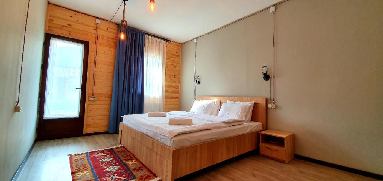 Hotel Migu Yard Kazbegi Extérieur photo