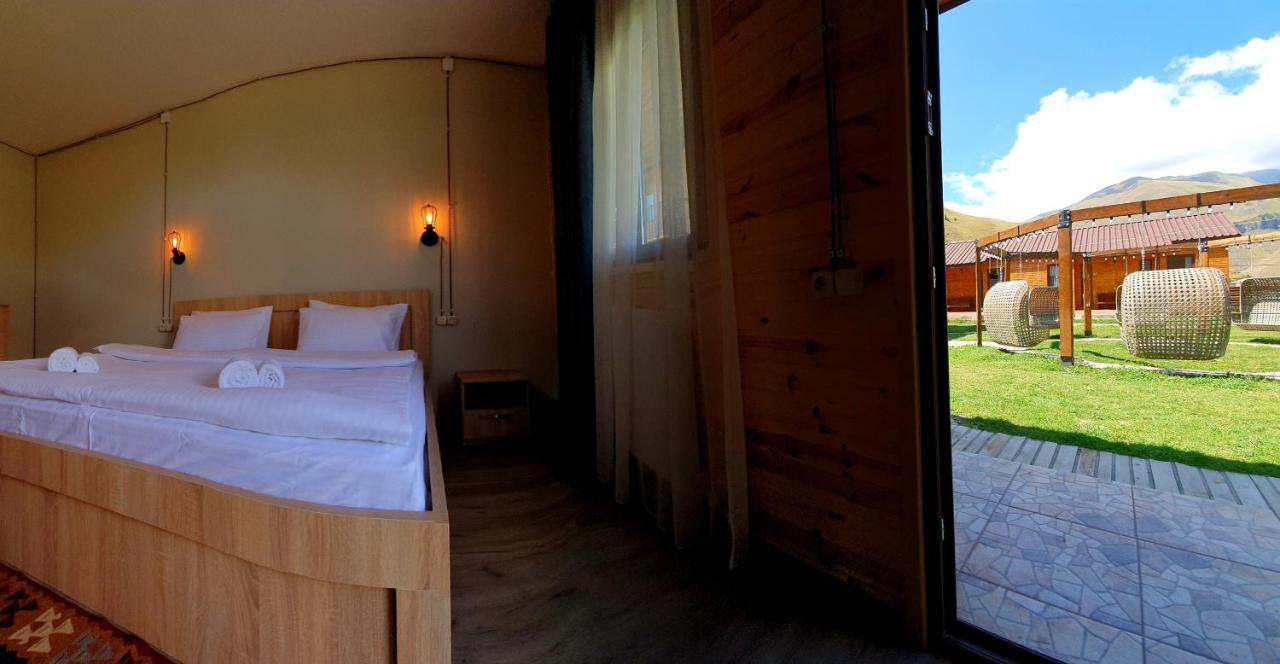 Hotel Migu Yard Kazbegi Extérieur photo