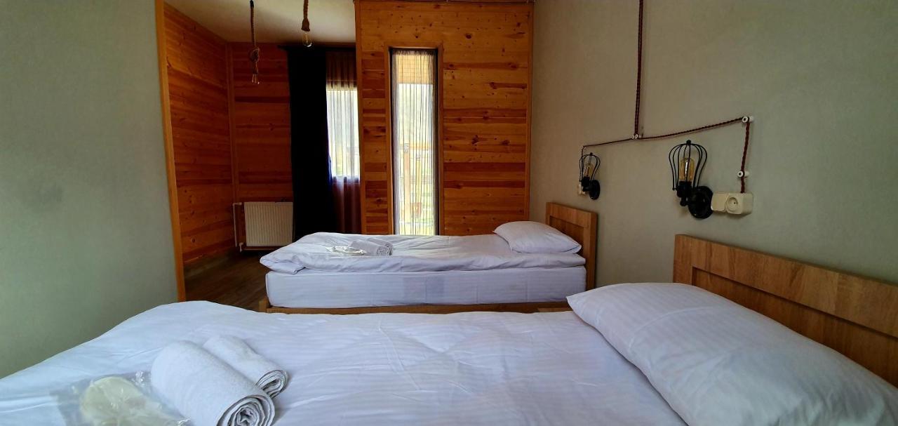 Hotel Migu Yard Kazbegi Extérieur photo